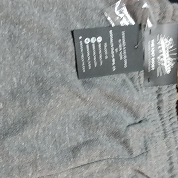 Knit shorts - Picture 5 of 5